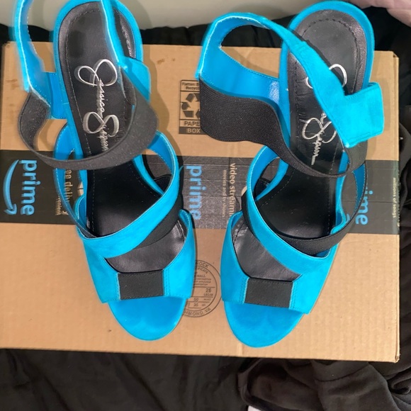 heels - Picture 5 of 6